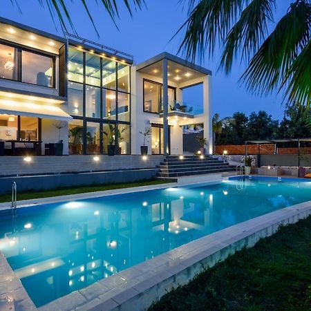 Adorno Luxury Villas Chorafakia Eksteriør billede